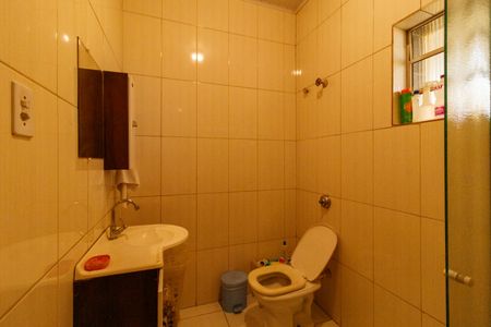 Casa à venda com 123m², 3 quartos e 1 vaga Casa à venda com 123m², 3 quartos e 1 vagaBanheiro