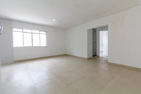 Apartamento para alugar com 75m², 2 quartos e sem vaga Apartamento para alugar com 75m², 2 quartos e sem vagaSala e Cozinha
