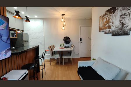 Sala de apartamento para alugar com 2 quartos, 52m² em Tanquinho, Ferraz de Vasconcelos