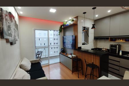 Sala de apartamento para alugar com 2 quartos, 52m² em Tanquinho, Ferraz de Vasconcelos