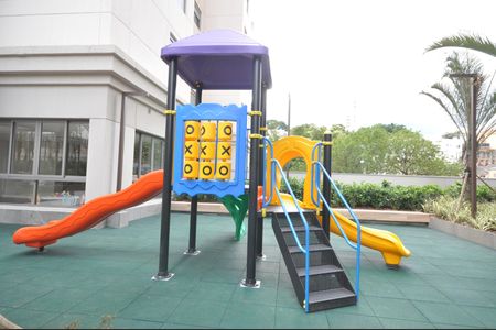 Apartamento à venda com 129m², 3 quartos e 2 vagasÁrea comum - Playground