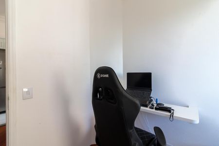 Apartamento à venda com 71m², 3 quartos e 2 vagasQuarto 2