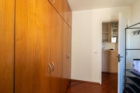 Apartamento à venda com 71m², 3 quartos e 2 vagasQuarto 3