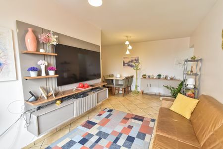 Sala de apartamento à venda com 2 quartos, 72m² em Vila Dom Pedro I, São Paulo