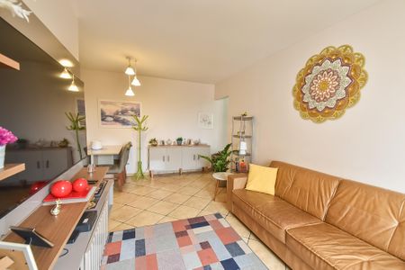 Apartamento à venda com 72m², 2 quartos e 1 vagaSala