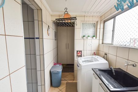 Apartamento à venda com 72m², 2 quartos e 1 vagaÁrea de serviço
