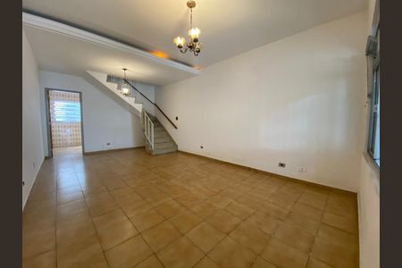 Foto 02 de casa à venda com 3 quartos, 150m² em Vila da Saúde, São Paulo