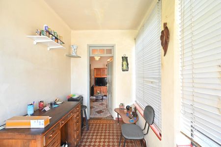 Casa à venda com 500m², 3 quartos e 4 vagas Casa à venda com 500m², 3 quartos e 4 vagasHall de entrada