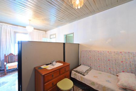 Casa à venda com 500m², 3 quartos e 4 vagas Casa à venda com 500m², 3 quartos e 4 vagasSala