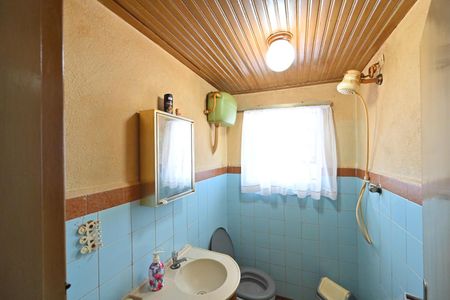 Casa à venda com 500m², 3 quartos e 4 vagas Casa à venda com 500m², 3 quartos e 4 vagasBanheiro Social 2