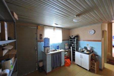 Casa à venda com 500m², 3 quartos e 4 vagas Casa à venda com 500m², 3 quartos e 4 vagasCopa