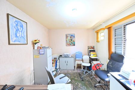 Casa à venda com 500m², 3 quartos e 4 vagas Casa à venda com 500m², 3 quartos e 4 vagasQuarto 3