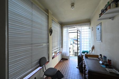 Casa à venda com 500m², 3 quartos e 4 vagas Casa à venda com 500m², 3 quartos e 4 vagasHall de entrada