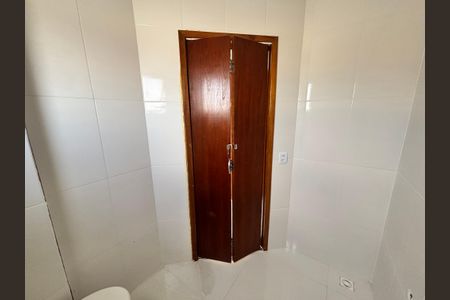 Apartamento à venda com 34m², 2 quartos e 1 vagaBanheiro