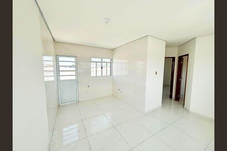Sala/Cozinha de apartamento à venda com 2 quartos, 34m² em Parque Boturussu, São Paulo