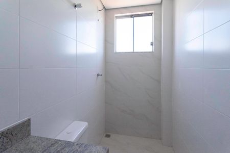 Apartamento à venda com 125m², 2 quartos e 3 vagas Apartamento à venda com 125m², 2 quartos e 3 vagasBanheiro social 1