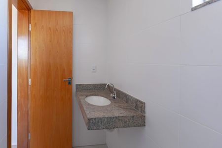 Apartamento à venda com 125m², 2 quartos e 3 vagas Apartamento à venda com 125m², 2 quartos e 3 vagasBanheiro da suíte