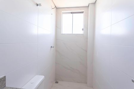 Apartamento à venda com 125m², 2 quartos e 3 vagas Apartamento à venda com 125m², 2 quartos e 3 vagasBanheiro social 1