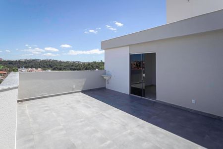 Apartamento à venda com 125m², 2 quartos e 3 vagasCobertura