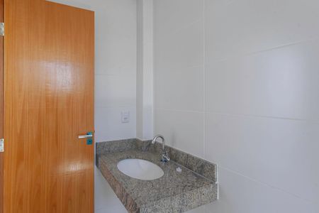 Apartamento à venda com 125m², 2 quartos e 3 vagasCobertura - Banheiro social 2