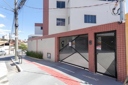 Apartamento à venda com 125m², 2 quartos e 3 vagas Apartamento à venda com 125m², 2 quartos e 3 vagasFachada