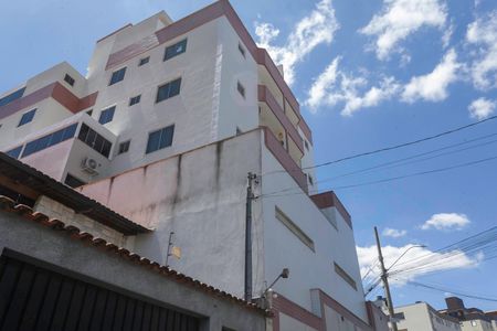 Apartamento à venda com 125m², 2 quartos e 3 vagasFachada