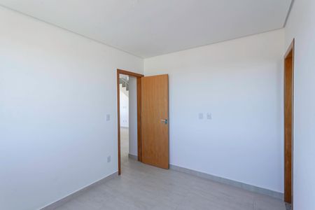 Apartamento à venda com 125m², 2 quartos e 3 vagas Apartamento à venda com 125m², 2 quartos e 3 vagasSuíte