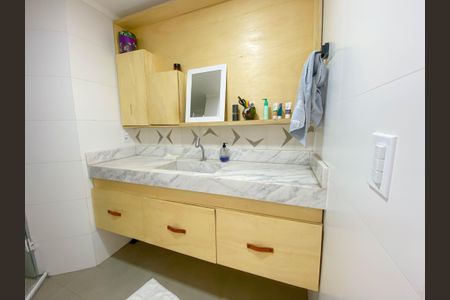 Apartamento à venda com 62m², 2 quartos e 1 vagaBanheiro Suíte