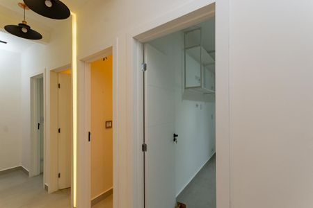 Casa à venda com 240m², 3 quartos e 2 vagasCorredor