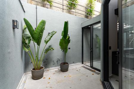 Casa à venda com 240m², 3 quartos e 2 vagasÁrea de Serviço