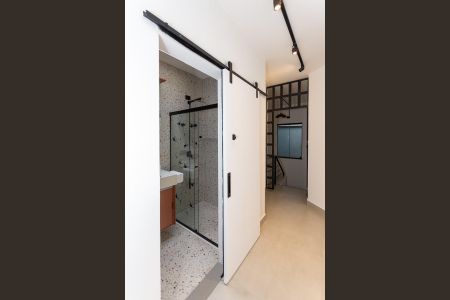 Casa à venda com 240m², 3 quartos e 2 vagasCorredor