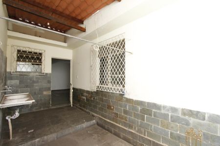 Casa à venda com 127m², 3 quartos e 1 vagaÁrea de Serviço