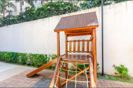 Apartamento para alugar com 36m², 2 quartos e sem vaga Apartamento para alugar com 36m², 2 quartos e sem vagaÁrea comum - Playground