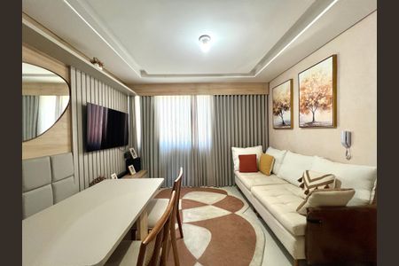 Apartamento à venda com 3 quartos, 60m² em Planalto, Belo Horizonte