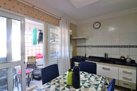 Apartamento à venda com 60m², 3 quartos e 1 vagaCozinha 