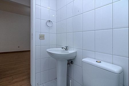 Apartamento à venda com 65m², 2 quartos e 1 vaga Apartamento à venda com 65m², 2 quartos e 1 vagabanheiro social_3