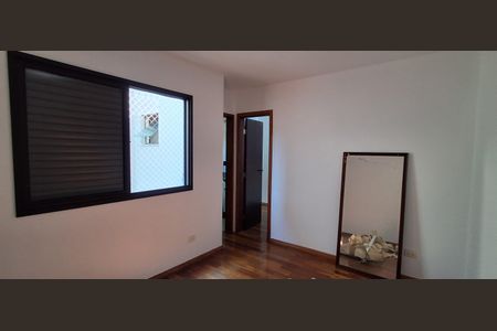 Casa à venda com 335m², 5 quartos e 6 vagasSuíte 3