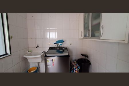 Casa à venda com 335m², 5 quartos e 6 vagasÁrea de Serviço 