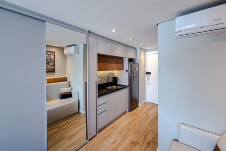 Sala de kitnet/studio para alugar com 1 quarto, 30m² em Ipiranga, São Paulo