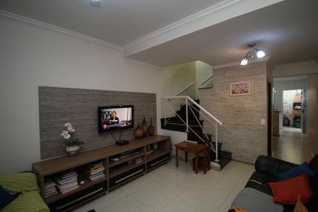 Casa à venda com 3 quartos, 66m² em Jardim Oliveiras, Taboão da Serra