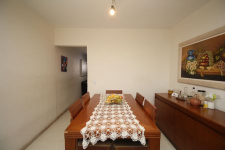 Casa à venda com 66m², 3 quartos e 1 vagaSala de Jantar