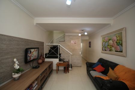 Sala de casa à venda com 3 quartos, 66m² em Jardim Oliveiras, Taboão da Serra