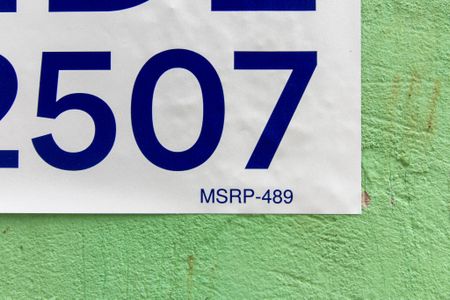 Casa à venda com 250m², 2 quartos e 4 vagas Casa à venda com 250m², 2 quartos e 4 vagasplaca