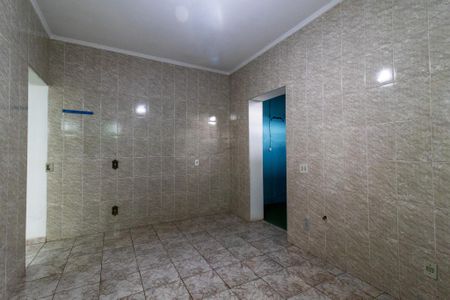 Casa à venda com 250m², 2 quartos e 4 vagas Casa à venda com 250m², 2 quartos e 4 vagasCozinha