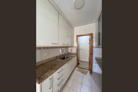 Apartamento para alugar com 90m², 3 quartos e 2 vagas Apartamento para alugar com 90m², 3 quartos e 2 vagasCozinha