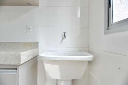 Apartamento para alugar com 65m², 2 quartos e 1 vaga