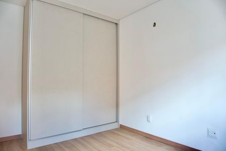 Apartamento para alugar com 65m², 2 quartos e 1 vaga