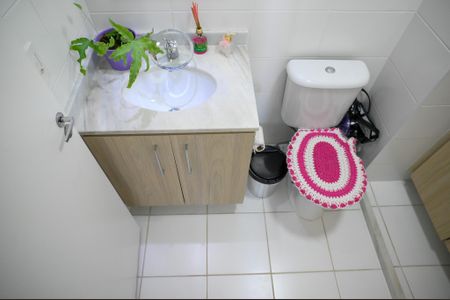 Apartamento à venda com 54m², 2 quartos e 1 vagaBanheiro Social