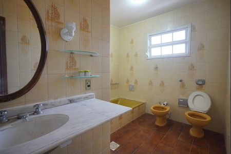 Casa para alugar com 350m², 7 quartos e 4 vagasBanheiro da suite 3