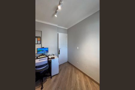 Apartamento à venda com 74m², 3 quartos e 2 vagasQuarto 3